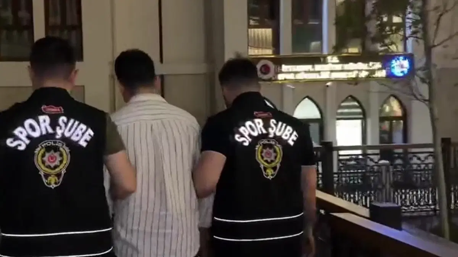 "Bilet var" diye bağırınca yakalandılar, üç yıl hapis cezası isteniyor