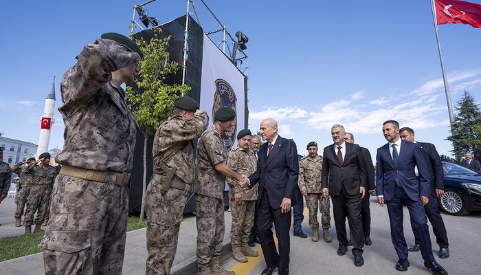 MHP Genel Başkanı Bahçeli, Özel Harekat Başkanlığı’nı ziyaret etti