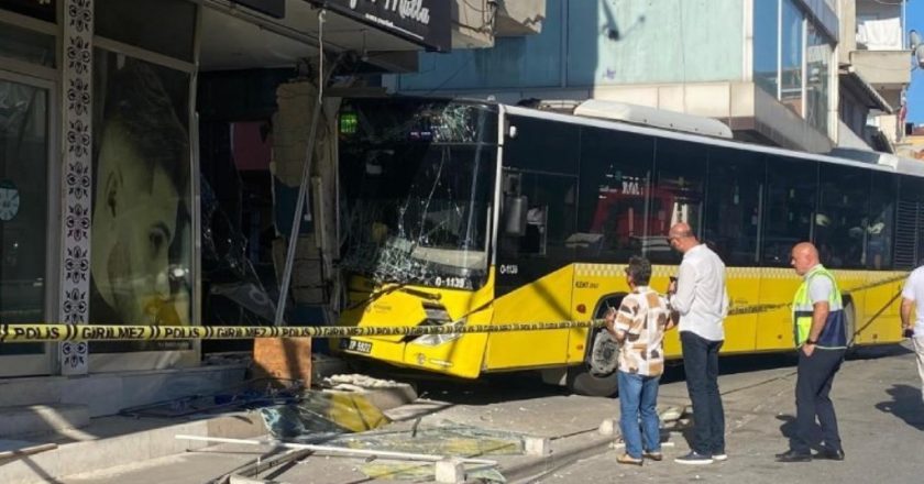 Pendik’te İETT otobüsü binaya çarptı: Vali Davut Gül’den açıklama – Son Dakika Türkiye Haberleri