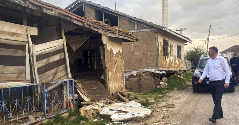 Elazığ'da 5.0 büyüklüğünde deprem meydana geldi