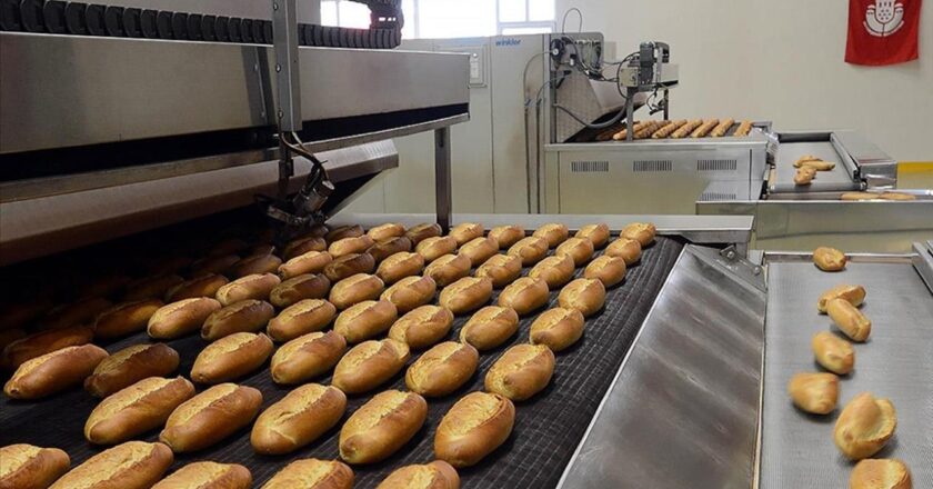 Uşak'ta yeni halk ekmek mekanları açılıyor