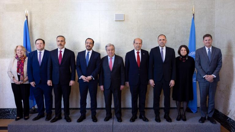 Cenevre’de Kıbrıs Toplantısı: Liderler birçok sorunu kabul ettiler