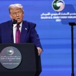 Amerika Birleşik Devletleri Başkanı Trump, Suriye’ye karşı yaptırımları kaldırdığını açıkladı