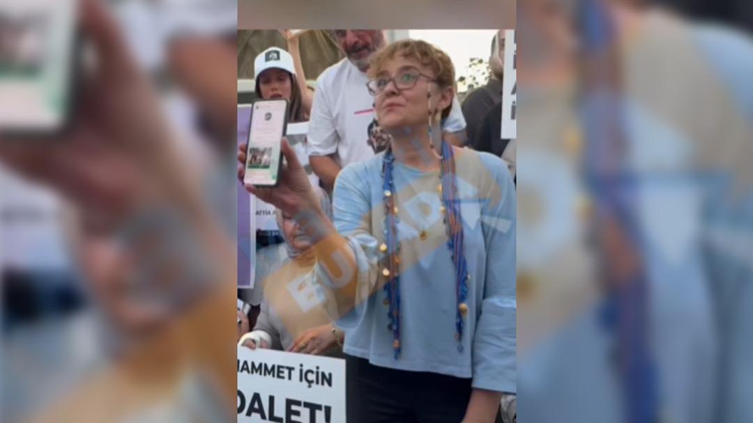     Yasemin Mingrezzi, eylem sırasında tehdit mesajını paylaştı! 