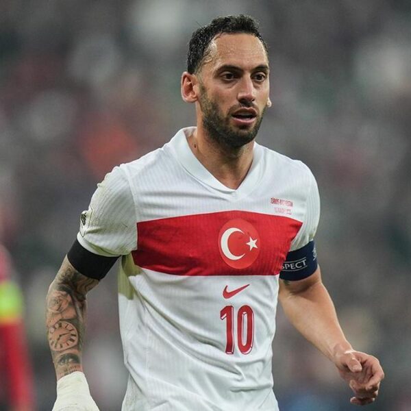 A Milli Futbol Takımı’nda Hakan Çalhanoğlu şoku